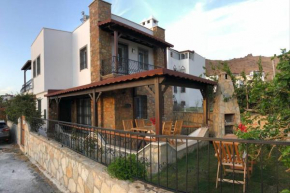 Fully detached, scenic with private pool villa